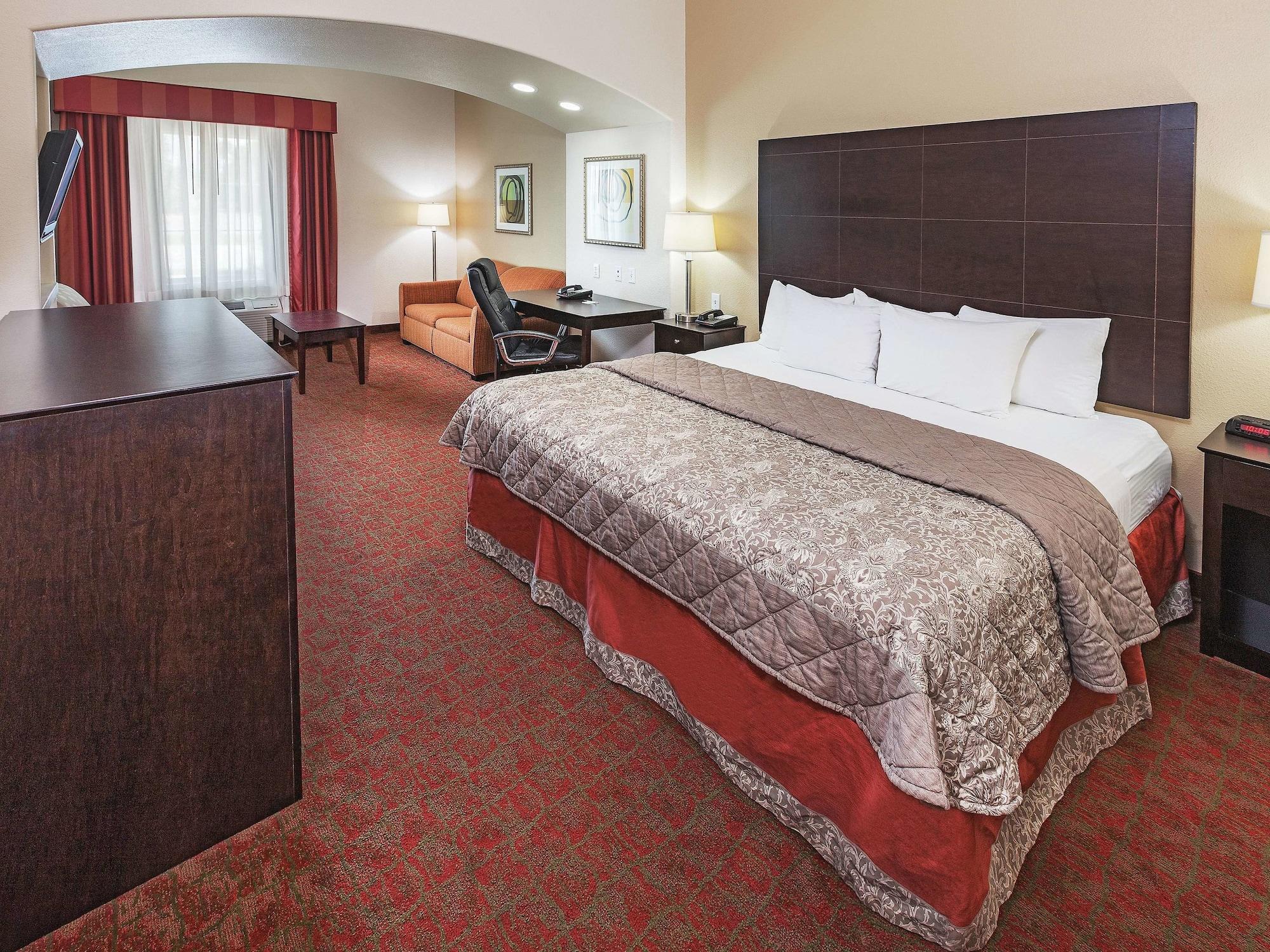 La Quinta By Wyndham Columbus Tx Hotel Exterior photo